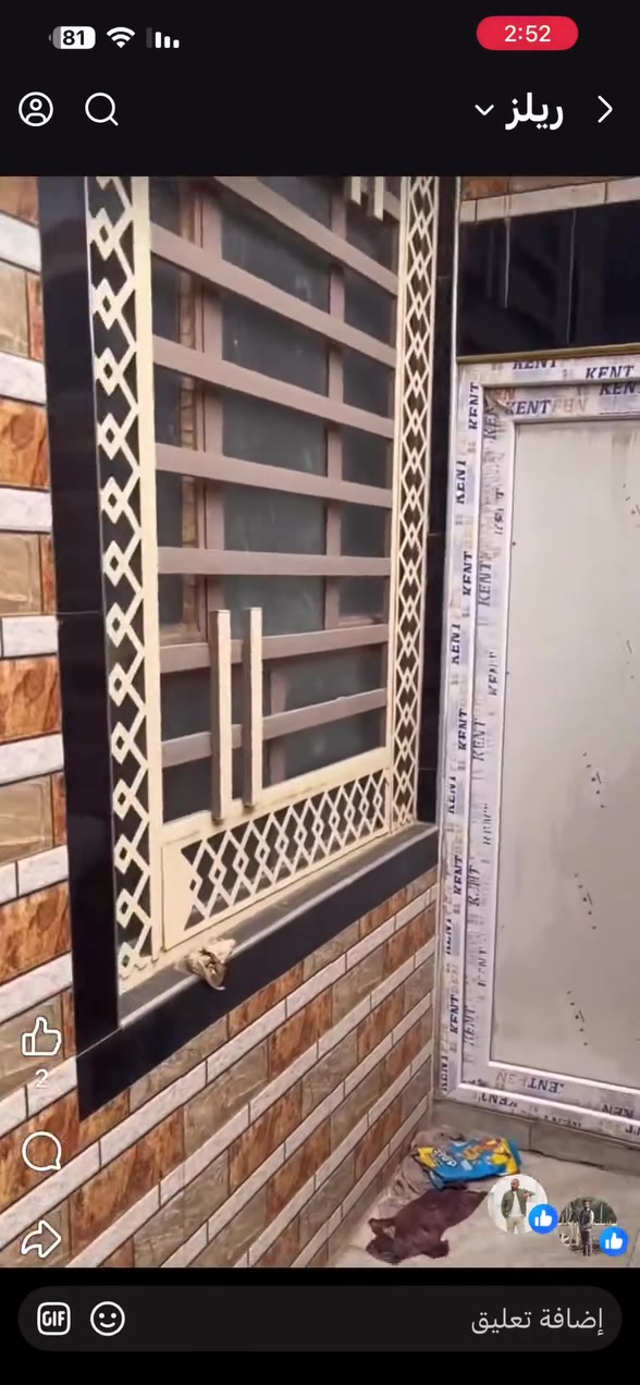 100 متر بيت نضيف مجمع سيد إسماعيل على الشارع حاليا بي مؤجر 300  مستقبله حلو كونه على الشارع تبليط ***********@إشارة
