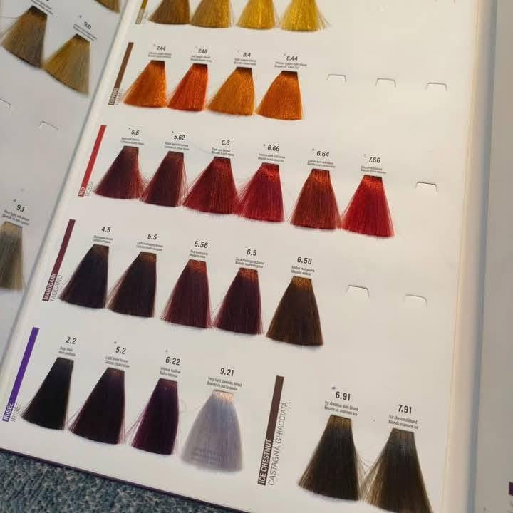 صبغة اونو UNO الايطالية
صبغة احترافية بالوان مميزة وخصائص ومواد تعالج الشعر من الجذور وتمنح نعومة للشعر وتجعله صحي اكثر بفضل احتوائها على مادة البلكس والكيراتين.

- السعر : 4,000 الاف
- واسعار مخفضة للدرازن 

- جملة / مفرد
- توصيل لكل المحافظات
- للطلب مراسلة البيج


**إذا كنت صاحب هذا الإعلان وتريد حذفه لأي سبب، رجاءا أرسل رسالة إلى الدعم الفني**