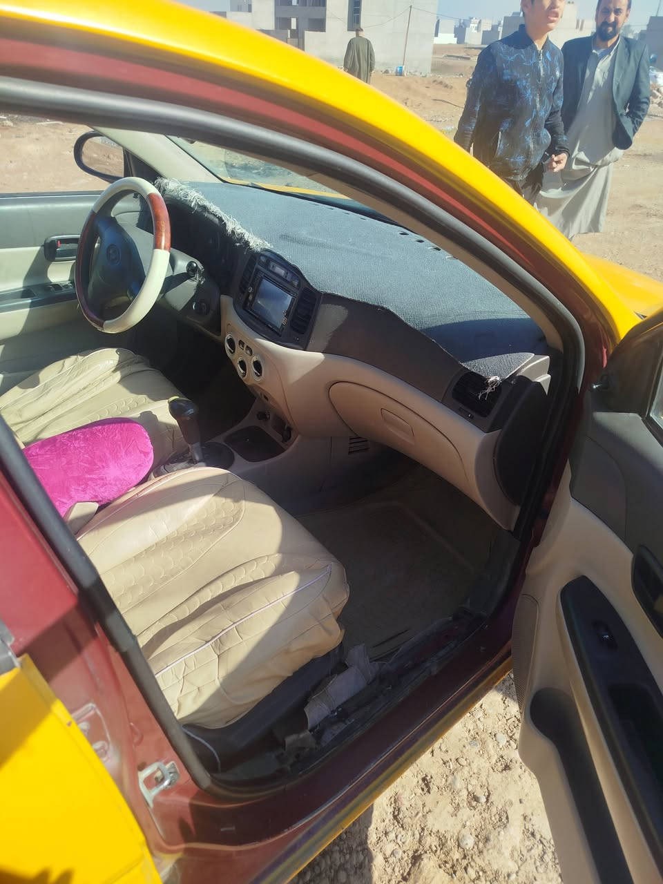 اكسنت للبيع 2008رقم كركوك تبديل بونيد شرط التحويل والقرامات سنويه لل 29دفتر بانزين بيها السعر 85للئستفسار على الرقم ***********
