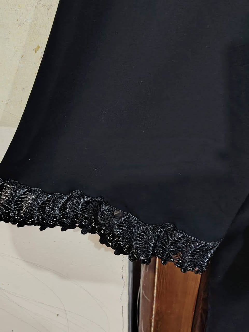 السلام عليكم عبايه ام الدكمه جديده ماصارلي كم يوم من اشتريتهه طولهه ٨ اشبار وعرضهه ٤ سعر ٣٠ الف


**إذا كنت صاحب هذا الإعلان وتريد حذفه لأي سبب، رجاءا أرسل رسالة إلى الدعم الفني**