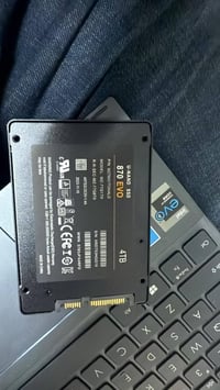 هارد SSD • شغال • شرط الفحص