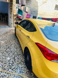 سلام عليكم سياره لانتره 2013 سياره خير من الله محرك ما مفتوح لبيل واحد...