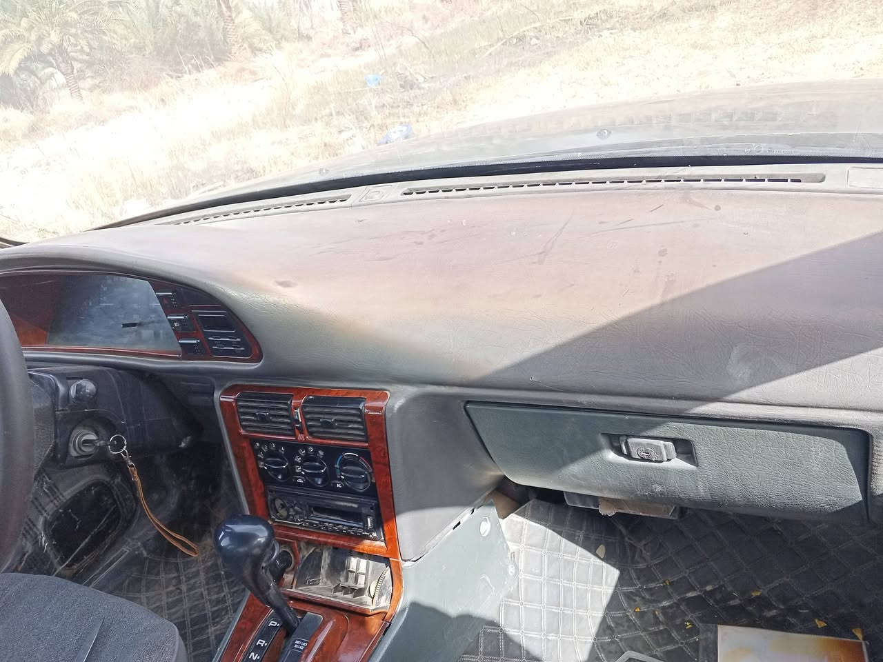 برنس عادي لون اسود سياره ***********
