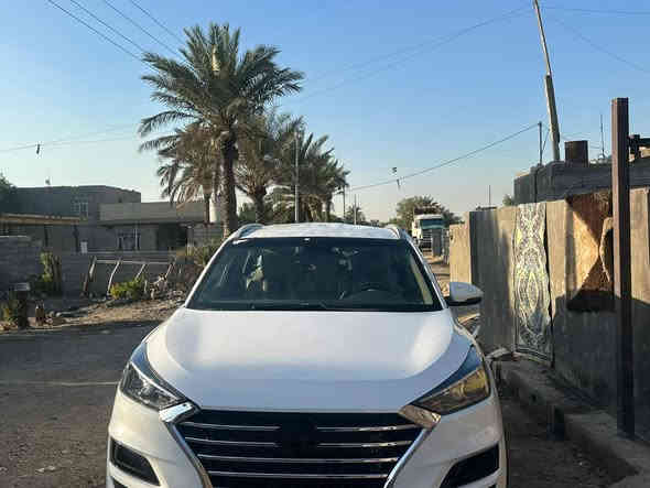 السلام عليكم
توسان موديل 20  فول مواصفات عدا الفتحة رقم  اربيل تعرضت  لحادث ابيعها على حادثا 
العنوان بغداد جسرديالى 
الاتصال
 ***********
عذرا عن المراوس
الخاص مغلق مغلق
بسعر مناسب
