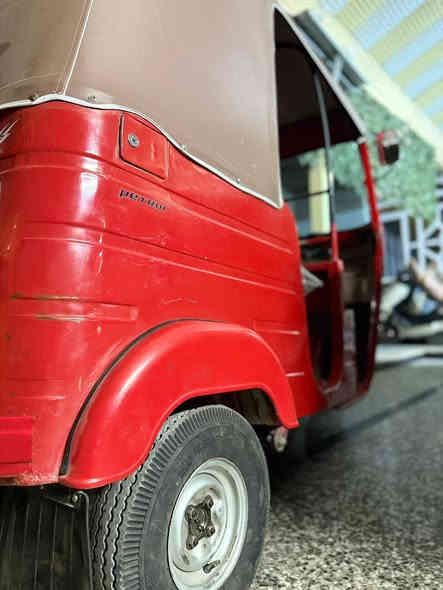 سلام عليكم شباب تكتك 2018 مرقمة رقم كربلاء وسنوية تكتك خير من الله بيهة بس دوس معمرة مكينة تخبل خير من الله العنوان بغداد جسر ديالى سعر 6 وبيهة مجال  ***********
