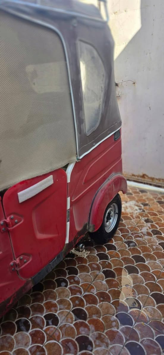 السلام عليكم تكتك البيع ٢٢ شهر ٨ بيه طكه القد  فقط سعر ٨٦٠٠ مكاني رفاعي رقم ذي قار *********** *********** شري انتصل وبخدمتك
