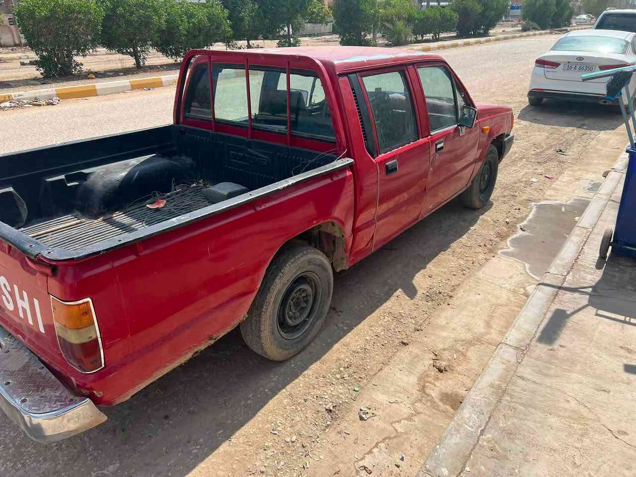 سلام عليكم بيكب مسيوبوشي موديل ١٩٩٣ للبيع مكينه ونجي رقم بغداد الماني تحويل مباشر السعر ٤٨وبيه مجال تلفون *********** العنوان ديوانية
