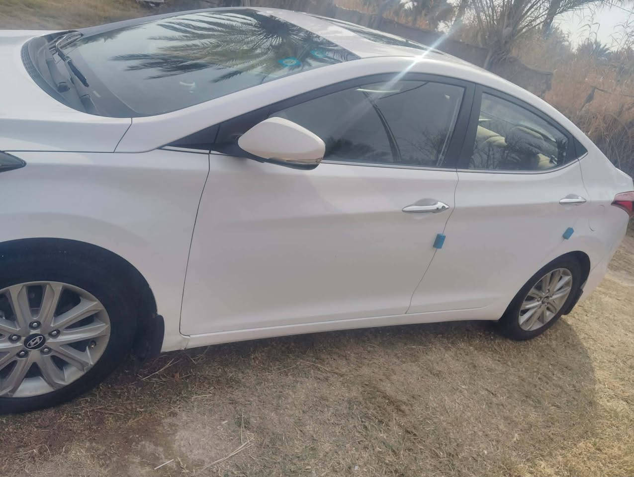 انترا 15  خليجي مكينه 1800
فول مواصفات بصمه ابواب بصمه تشغيل فتحه فول السياره
رقم نجف بسمي هزه ورقم انكليزي وسنويه جديده
تبريد تدفئه السياره خير من الله 
كفاله عامه من الصبغ من التبديل فقط صبغ ربع البنيد وع السونار شرط الفحص
السعر 133
الاستفسار الاتصال ع ***********
