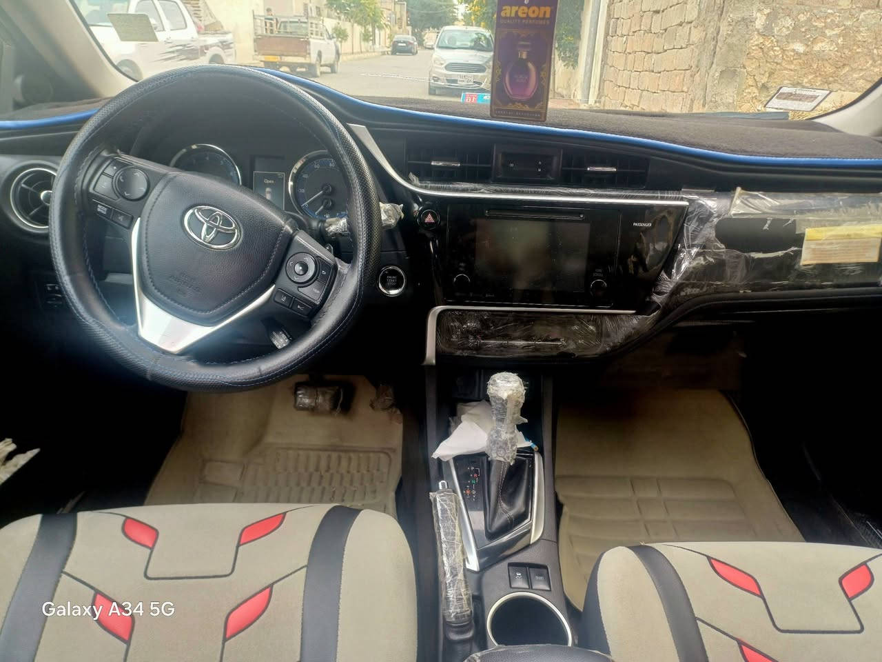 كورلا وارد 🇺🇸
٢٠١٧ xse 
بصمة وسلايد 
رادار تحديد مسار وتحديد سرعة 
اللاستفسار : ***********
