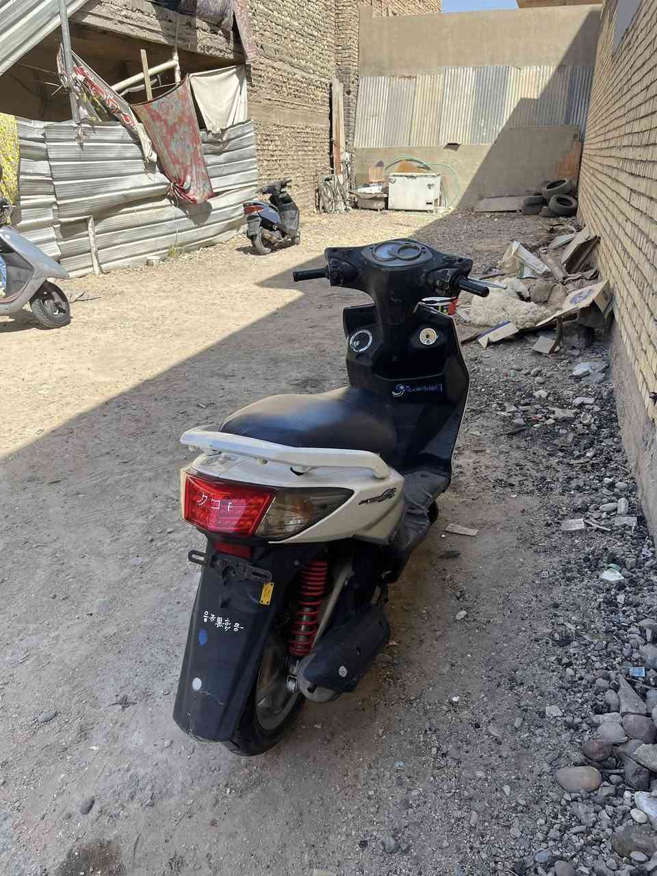 سكنس فحل مكينتها خير منالله تشك الكاع ناعمه خرسه بلاديه مال رمبه نضافتها مثل متشوف 100‎%‎ اي نقص  ما بيه كلشي شغلل نكره سلف  ***********
