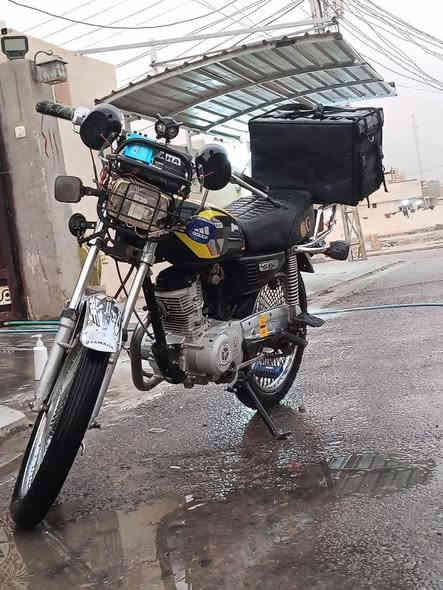 اسلام عليكم
تايكر للبيع موديل ٢٢
محرك خير من الله مفتوح مره وحده 
باتري جديد بومات جدد لايت جديد 
بس بيه خربطه بل كهربائيات ول باقي كله مكفول شغال
طالب عليه ٣٥٠وبيه مجال ل شراي 
مكاني بيجي 
رقم الهاتف *********** بيه واتساب واتصال موجود كذالك 
مستعجل ع بيعته
