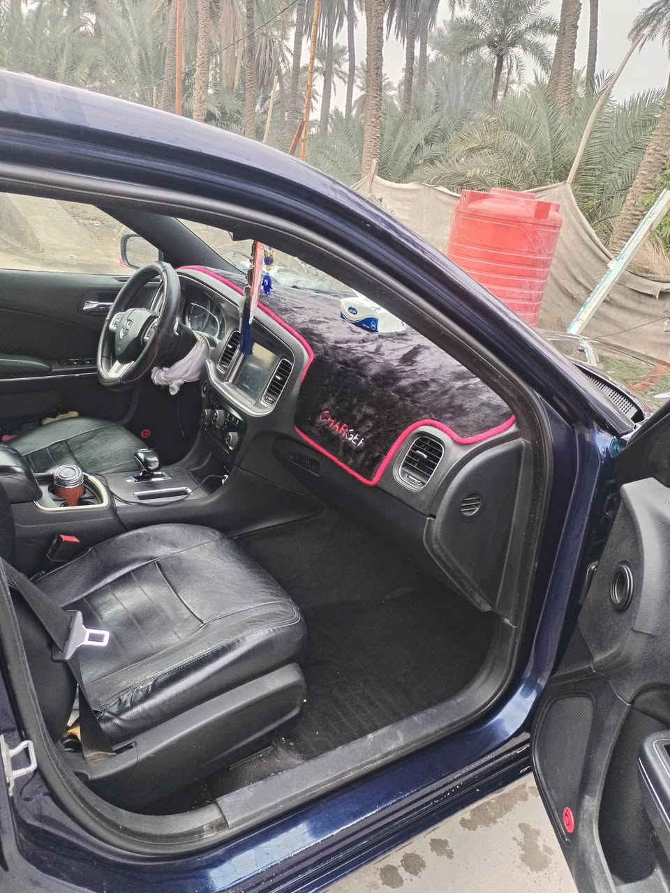 السلام عليكم
للبيع جارجر 2014 رقم بغداد المكان السماوه السعر 165 رقم الهاتف ***********
