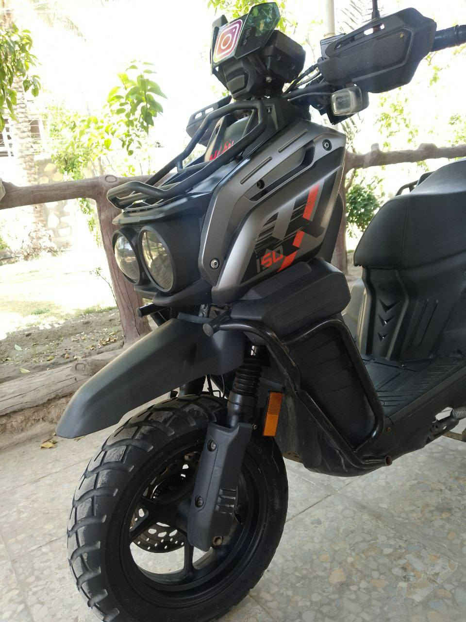 السلام عليكم
دراجه همر 2024دبل دسك 
جديده بمعنى الكلمه كفاله عامه
 من الفتح والشخط 
مكينه خرسه وشرط بلاديه 
بصمه تشغيل عن بعد حساسات دبل اشاره لايتات
دشبول الكتروني النصبه كدامك 
السعر550وبيه مجال 
مكاني حله ابو غرق 
***********
