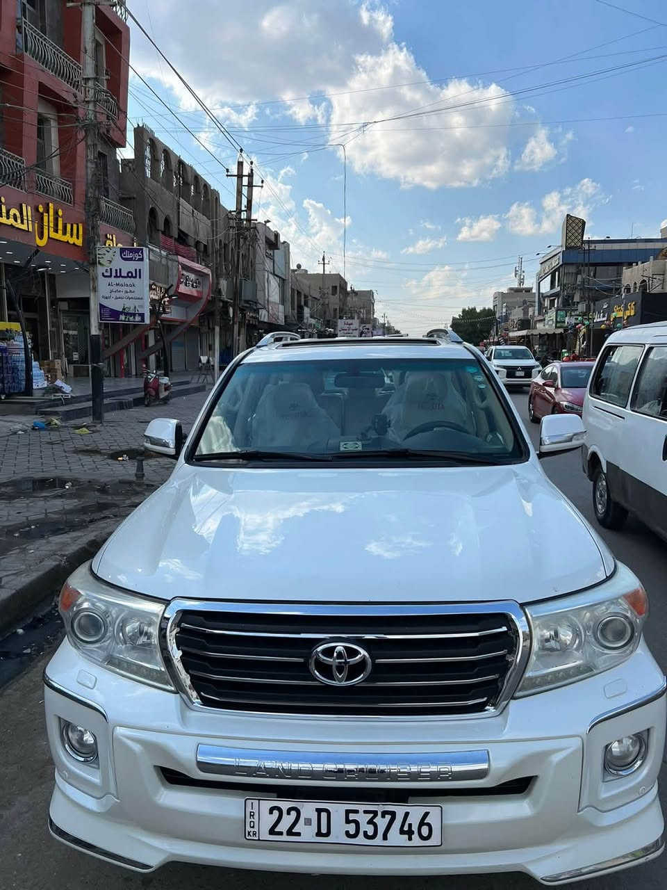 تويوتا لاندكروز GXR
مودل 13
محرك 4000
6 سلندر
رقم شماليّ بسمي 
دواخله جلد 
كفالة عامة ماعدا بوبة جنطة الصغير 
السيارة على وضع الشركة 
كشن كهرباء 
رقم التلفون ***********
شارع فلسطين تقاطع النخلة 
السعر مراسلة على وتساب
