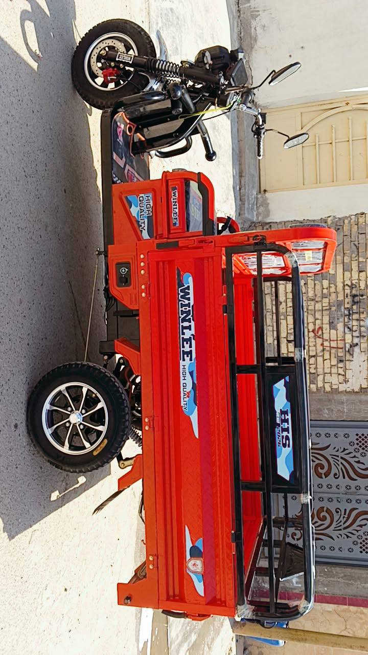 السلام عليكم ورحمة الله وبركاته ستوتة شحن للبيع ستوتة يشهد الله جديد ستوتة عارضهة 1.300للتصال ***********
