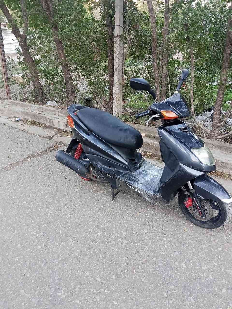 دراجه سكنس ياباني110 نظيفه سلف هندر كهربائيات  كلها شغاله مكينه ناعمه ستان حساس مكاني الشعب سعرها450التليفون ***********
