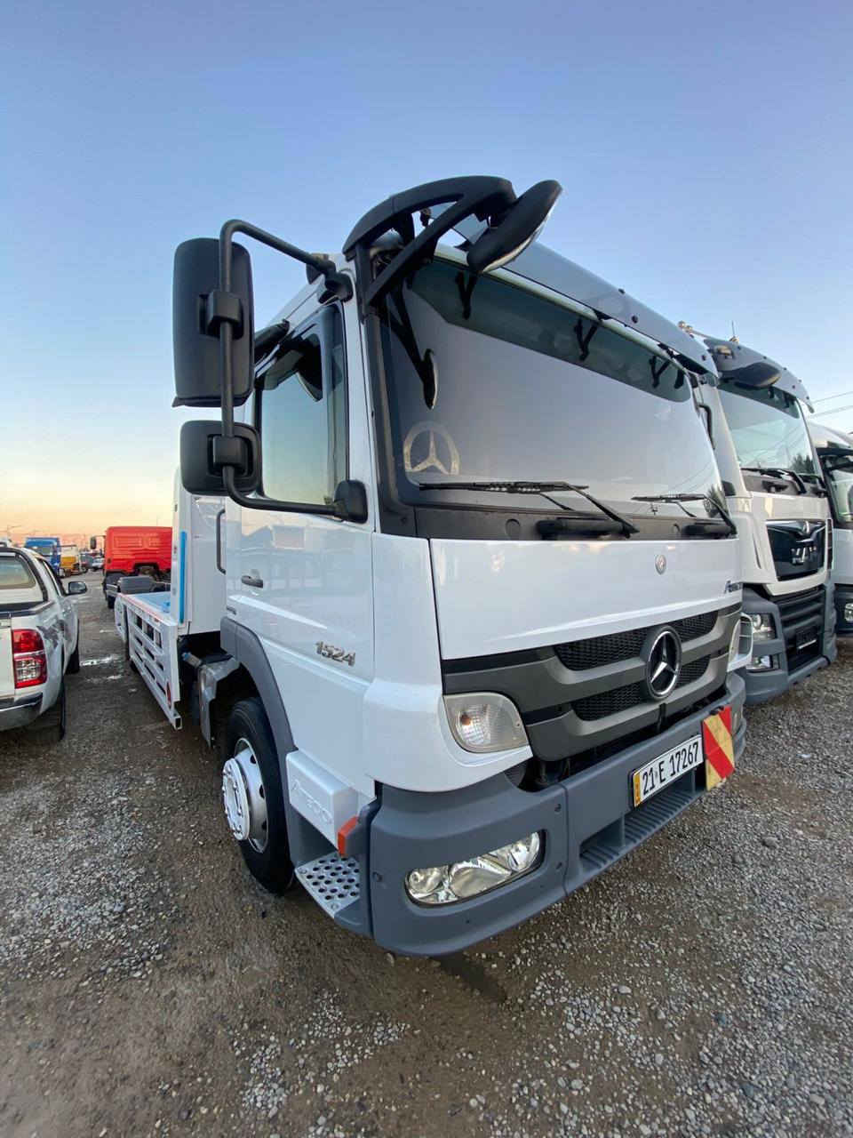 السلام عليكم اتيكو موديل 2007 8برغي فول مواصفات بدي جديد مكفوله من صبغ ومحرك وشاصي على آخر حبايه 
السعر 320$ بي مجال لطييبين غير متواجد الفيس 
***********
