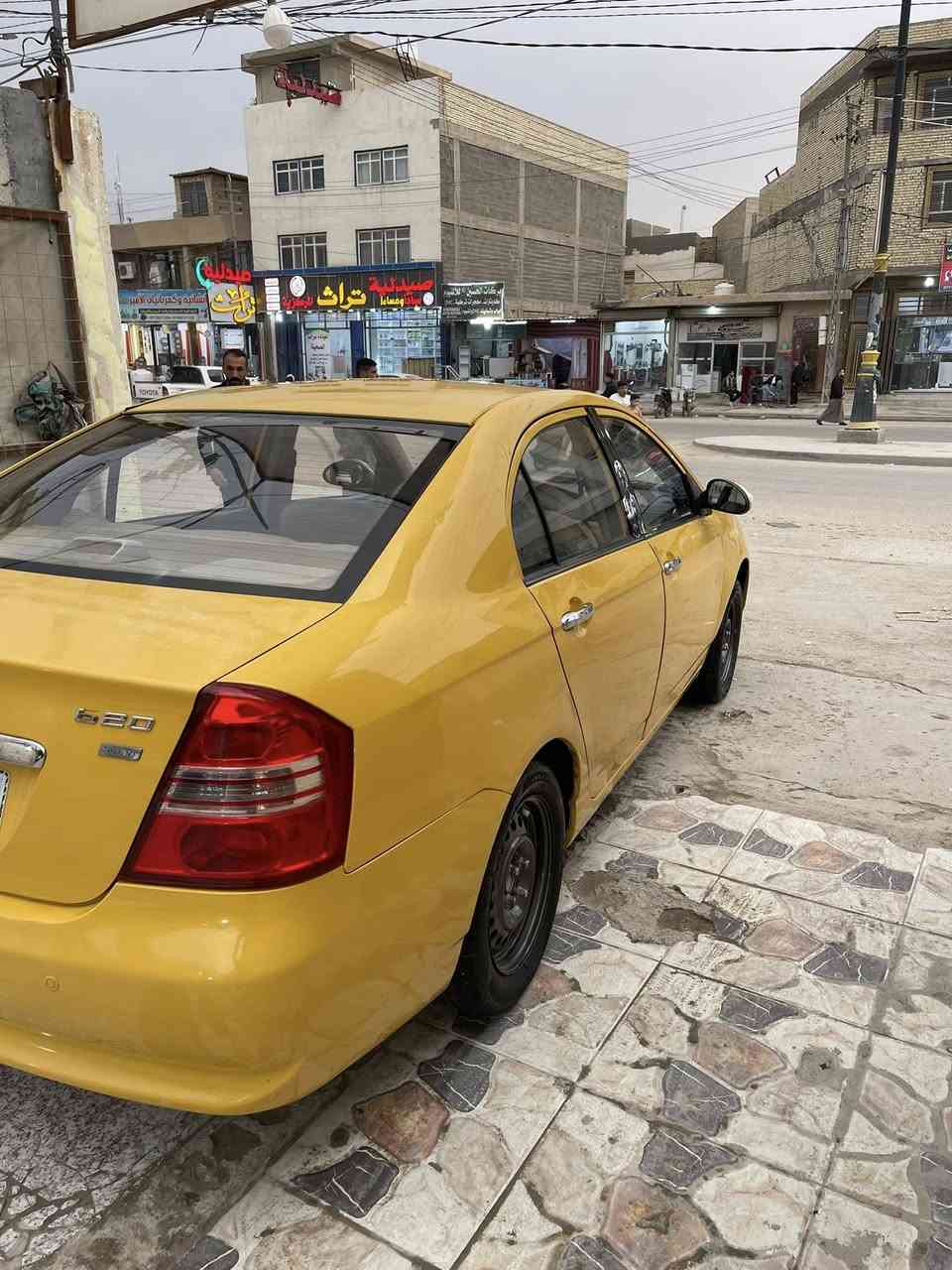 سلام عليكم من رخصه الادمن
ليفان 620 موديل 2011 رقم بغداد مشروع وطني بأسمي
معروضه 45بيه ملاحضات بسيطه ينزلن من السعر ماعليه غرامات سياره كشره نضيف بيه ضربه بلجاملغ مصلحه  سياره مامشتغل بيه اهواي   هيئه تنزل من لسعر  العنوان كربلاء حي الامام علي الاستفسار عل رقم ***********
