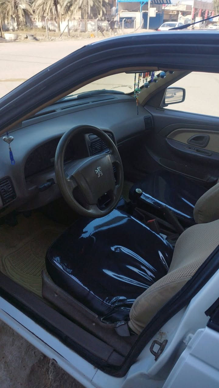 سلام عليكم بجو لميس 16 كير مكينه حداديه تخم تاير كله جديد دواخل مغلفه بل كامل سنويه مجدده بسم صاحبي رقم نكليزي سياره بيها قطعتن بدون دواخل مكاني نجف سعر 50 وبيها مجال شراي يتصل واني خادم ***********
