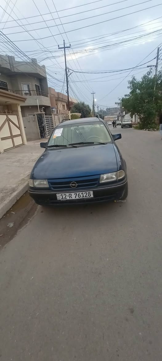 سياره استره استيشن
موديل  ١٩٩٢ 
سنويا بسمي 
كابون بانزين بيها
مكينه لاصرف ولا نفخ طخم جديد  باتري جديد
تايرات  طخم كامل
خط ابيض لاصلي

 صبغ عام  جماليه فقط 
مصلح دوسات ودواير 
شرط الوكاله والتحويل 

السعر50 
موصل الرفاعي رقم الهاتف ***********
***********
