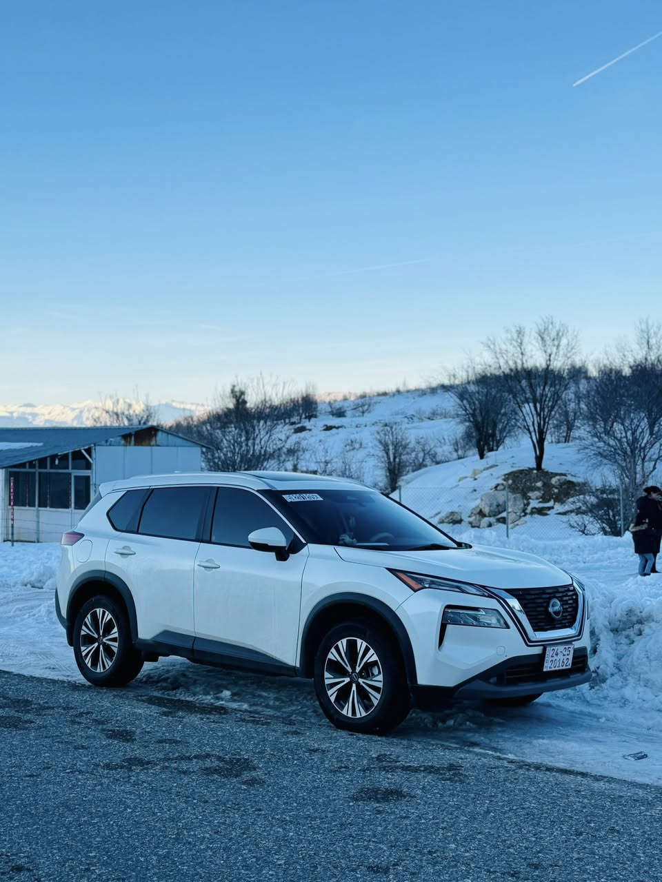 سلام عليكم نيسان روج2023مواصفات SVبلص بانورما دبل اكسل محرك3 بستن تيربوالضررجاملغ الامامي مبدل نفس الون شركه حافت البوند شبر صبغ بدون دواخل بدون ايرباك ماشيه 60 الف مايل السياره مابيها دينار مصرف والسعر170 ومجال "***********ملاحضه السياره مرقمه دهوك بأسمي
