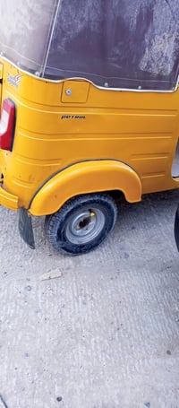 تكتك للبيع 18 ارقام انكليزي شرط تحويل مستعجل علئ بيعته 07723090632 بس ...