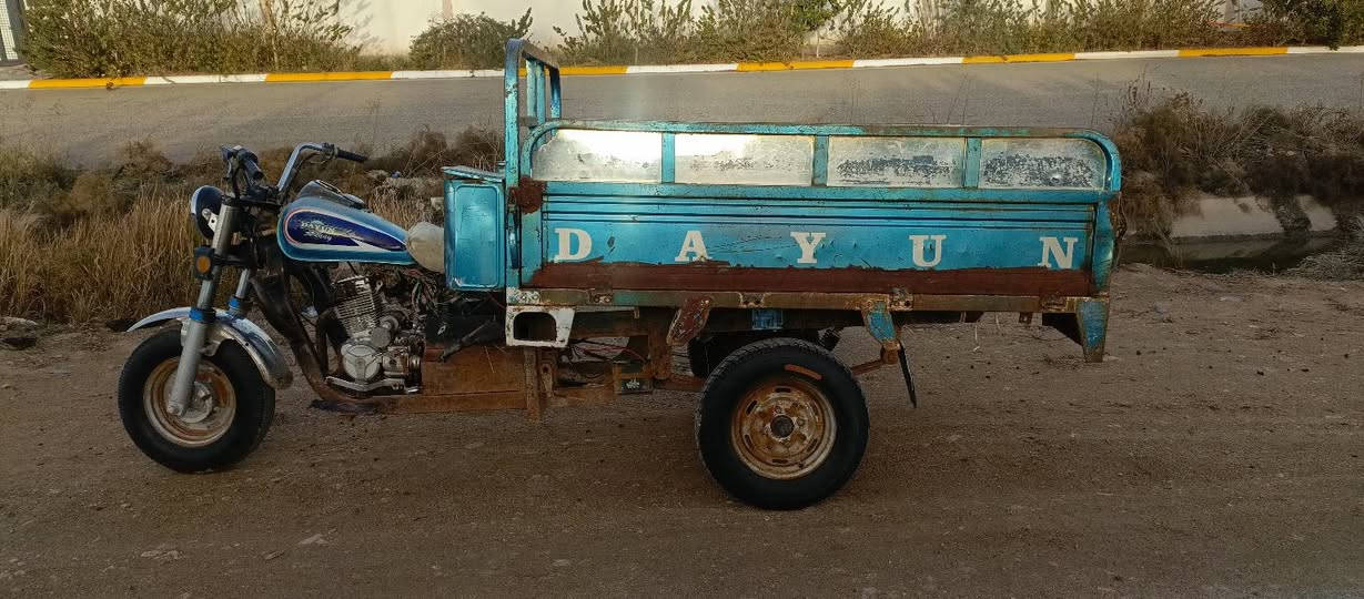 سلام عليكم ستوتة دايون مديل2019 كدام عينك تخم تاير جديد اوراق أصولي السعر 1100مليون وميه وبيها مجال العنوان كربلاء طريق بغداد عامود 52نهر ابو زرع قرب بوابة محمد حلوه الرقم***********
