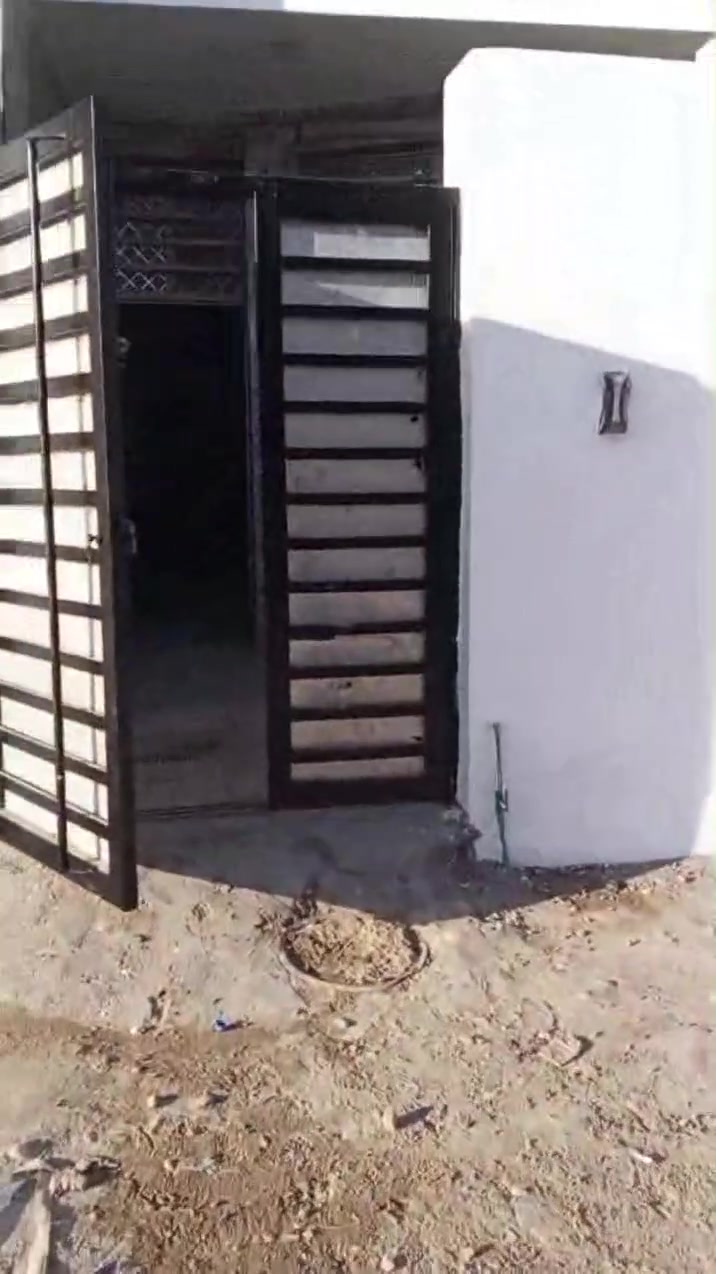 سلام عليكم بيت للبيع في منطقة ضباط ثانيه زراعي مال البلديات مساحه 100متر قاط واحد جديد بناء درجه اولى قريب على شارع موقع كلش حلو سعر مناسب سعر 66بي مجال تصلو بل خدمه اي استفسار عن الرقم ***********
