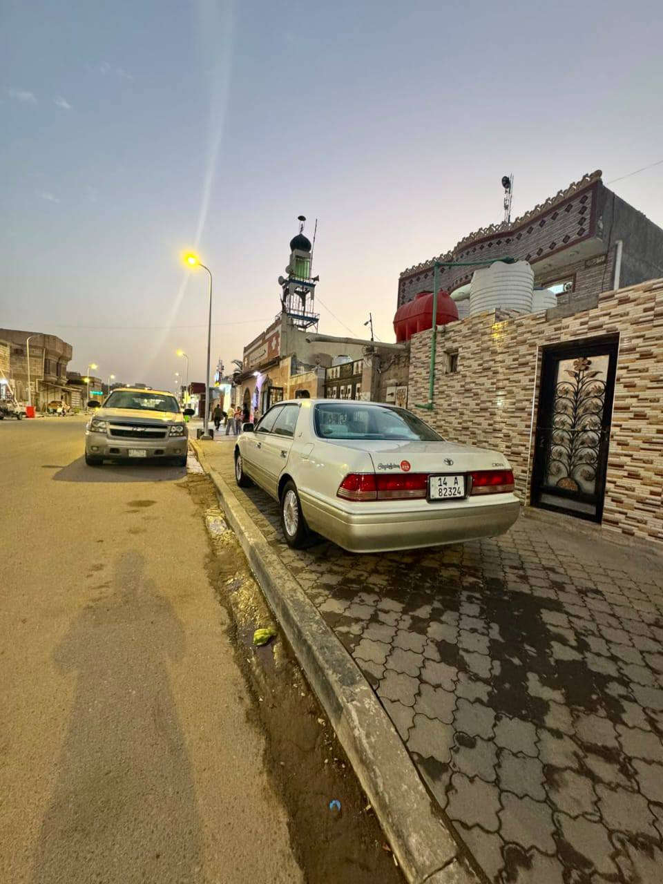 السلام عليكم راس الثور مديل ٩٧ كفاله من الكص والنقل جثه والضربه والعيب الشرعي  تخم تاير حداده جديده  تبريد   يخبل توني مسويه منضومه جديده تخبل السياره أحله من الصور مال جناي الله شاهد رقم بصره سنويه ٣٠توني مجدده تحويل ثاني يوم     العنوان البصره  البصره السعر ١٠٨ وبيه مجال بسيط   هاتف ***********
