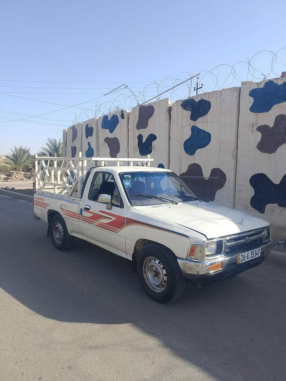 سلام عليكم للبيع بيكم موديل ٩٧ رقم صلاح الدين انكليزي محرك اكروسيد محرك٠ كير اكسن شاصي كفاله سيارة جاهزة ***********عنوان بغداد المشاهده الشراي يتصل
