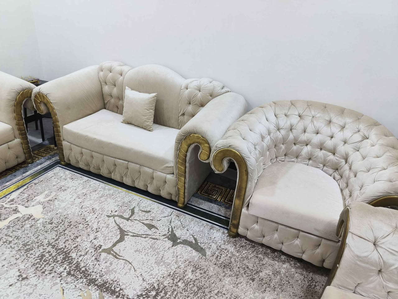 قنفات كويتي ملكي قويات اسفنج ضغط عالي نظيفات كلش 2 ام النفر و2 ام النفرين و 1 ام ال3 نفرات عنواني التنومه كردلان *********** شط العرب, البصرة
