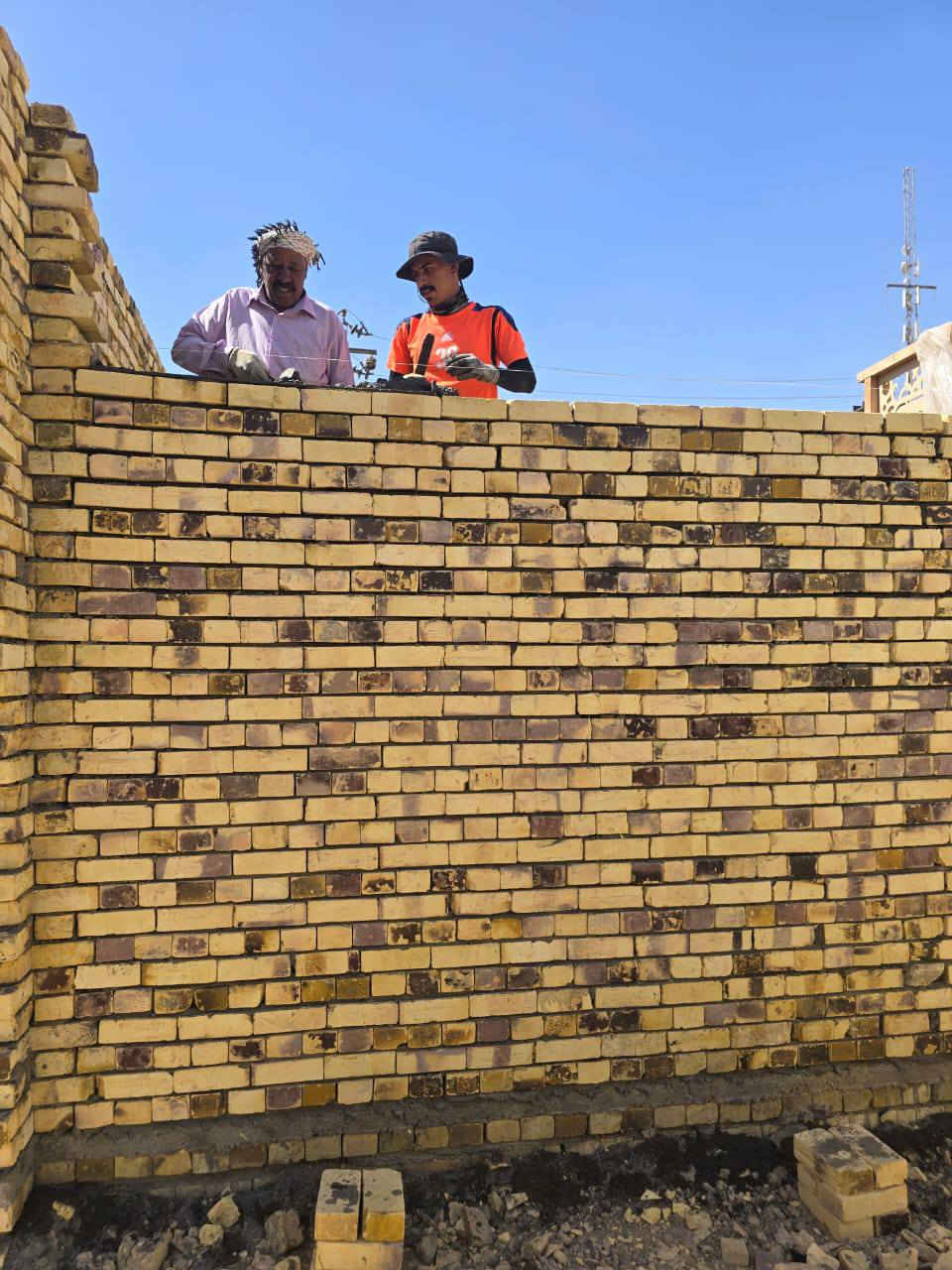 نعمل كافه الاعمال بناء والترميم


**إذا كنت صاحب هذا الإعلان وتريد حذفه لأي سبب، رجاءا أرسل رسالة إلى الدعم الفني**