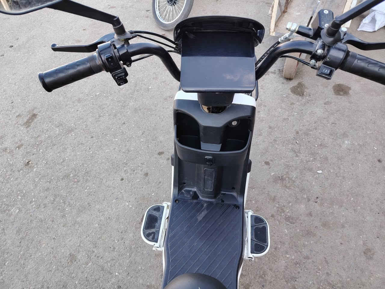 بايسكل شحن للبيع موديل 2025 اربع بطاريات ثلث سرعات شرط الفحص السعر ٣٠٠ وبيها مجال لشراي مكاني كركوك حي العسكري *********** وتساب ***********
