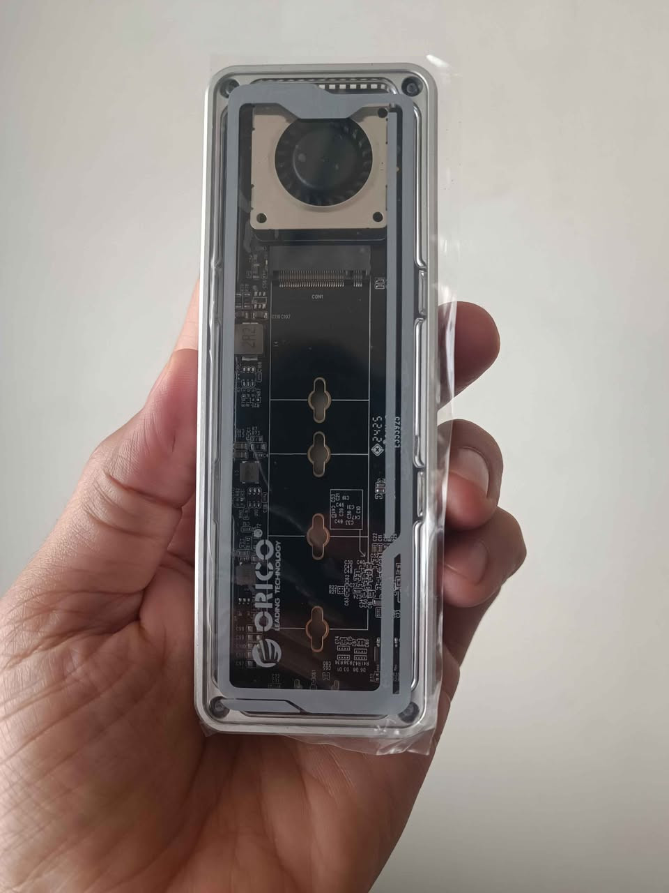 ORICO Aluminum Crystal 40Gbps M.2 SSD Enclosure with cooling fan
راك اوريكو بسرعة هائلة مع مروحة تبريد للمحافظة على الأداء الثابت بغداد, العراق


**إذا كنت صاحب هذا الإعلان وتريد حذفه لأي سبب، رجاءا أرسل رسالة إلى الدعم الفني**