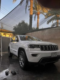 جيب لمتد خليجي موديل 21 ماشية 80 الف كيلو كفالة رقم بغداد فول موصفات م...