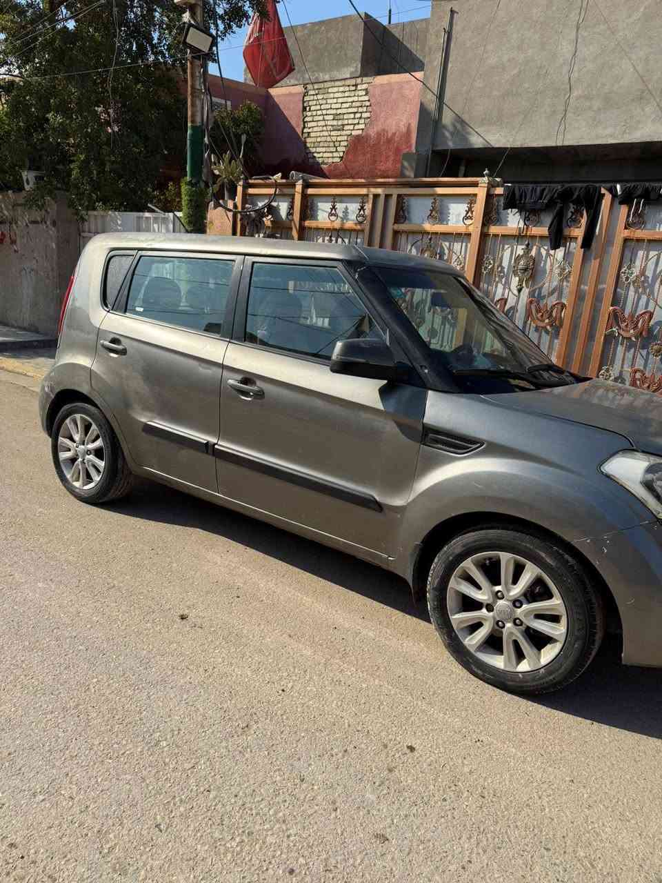 صول موديل 2012 مكينة 2000 دوش حادثها جاملغ أمامي جاملغ خلفي  السعر 80 وبيها مجال  ***********
