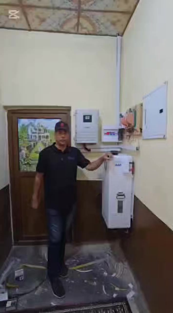 منظومة جديده في منطقة حمرين 16 امبير نهاري وليلي مع انفيرتر ديا الجيل الجديد 6كيلو ip65 وضمان خمس سنوات وبكلفة 4،800مليون للحجز ***********
