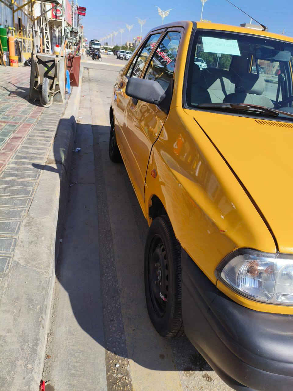 سلام عليكم
سايبه مديل 18  
رقم كربلاء ابسمي 
مكفوله من الصبغ والتبديل والفتح 
كير حداديه مكينه  خير من الله 
السياره السعر 46 وبيه مجال 
مكان كربلاء 
***********
