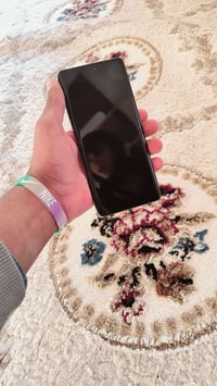 هونر اكس تسعه سي رام 12 ذاكره 256 ملحقاته كامل ويا السعر 330 الرقم 078...