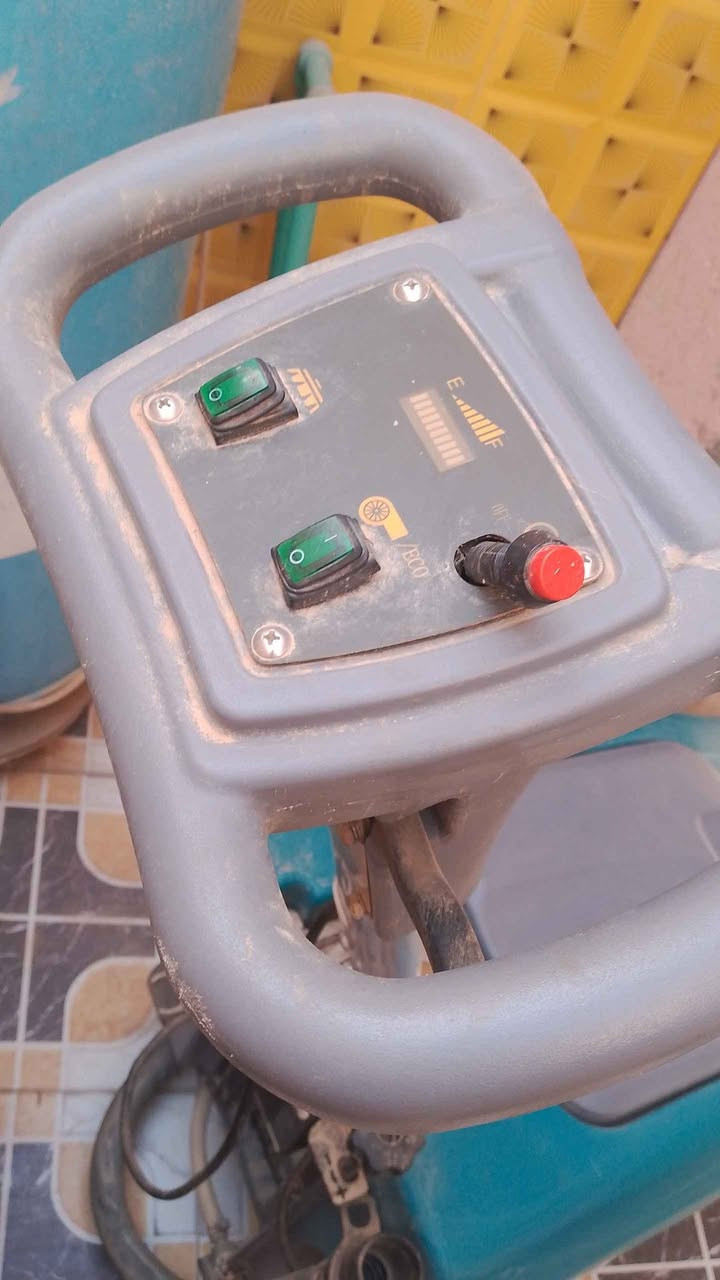 ‎3 اجهزه قويه مال تنضيف ارضيات‎ ناصرية, ذي قار


**إذا كنت صاحب هذا الإعلان وتريد حذفه لأي سبب، رجاءا أرسل رسالة إلى الدعم الفني**