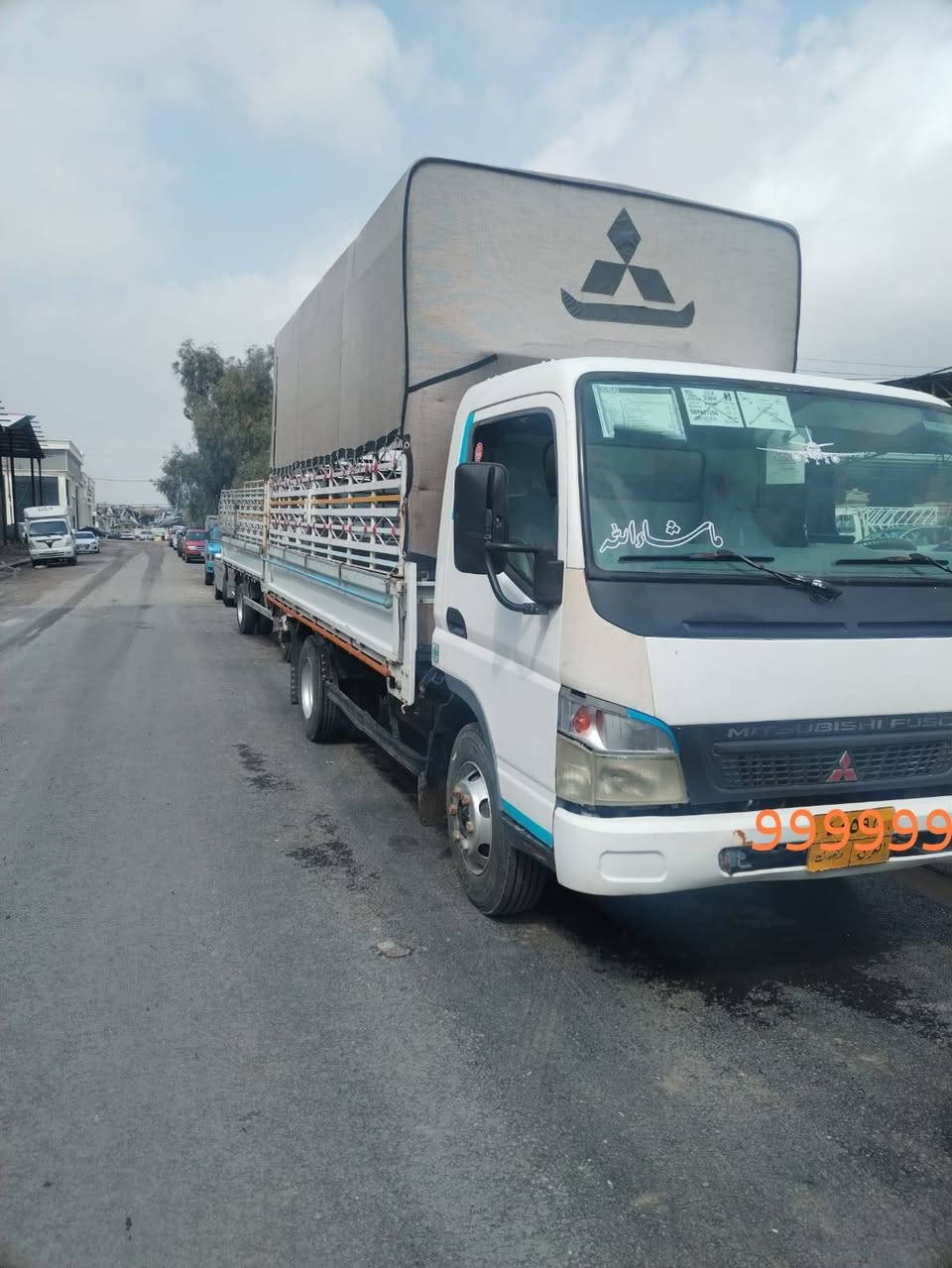 كنتر موديل 2011/شمالي
محرك جديد بلكرتون
كير شرط
اكسن شرط
طخم ياير جيد
سياره من جوا الشغل
السعر180وبيهه مجال
الاتصال
***********
***********
