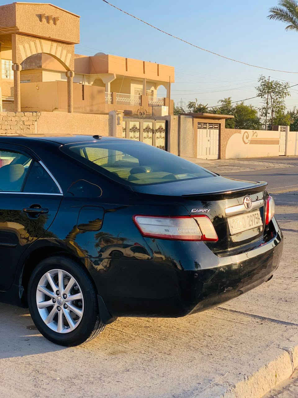 كامري 2010 خليجي مكفولة
فول عدا الفتحه سياره جديده حيل تخم تاير جديد 
صدر امامي خلفي شرط كير محرك شرط 
بصمه باب كشن كهرباء لايت زنون رقم اربيل
شرط التحويل السعر 107 وبيها مجال بسيط الشراب
مكان تكريت 
***********
‏‪***********‬‏
