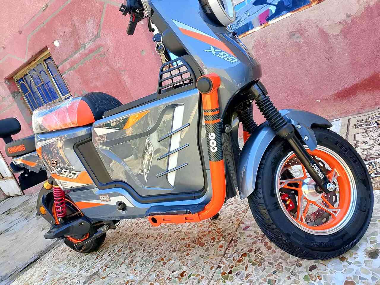 سلام عليكم دراجه شحن للبيع نوع الدراجه اكس 900 الدراجة 5 بطاريات ملف 2000 دراجه كلش حلوه و نظيفه السعر 575 و بيها مجال عنواني بصره قضاء المدينه منطقه ابو غريب قرب مدرسه الجمانه للاستفسار رقم الهاتف ***********
