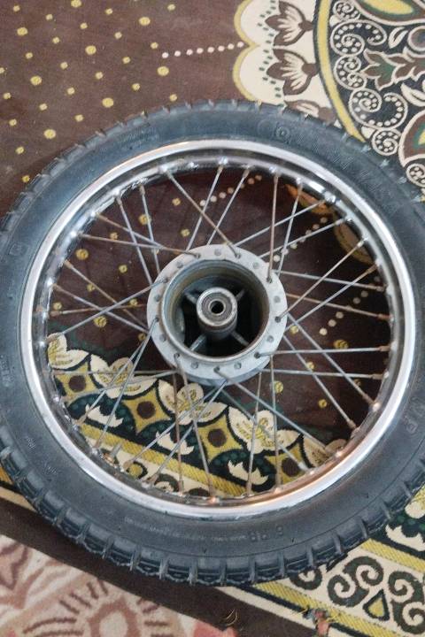 سلام عليكم رنك خلفي ورنك امامي ثنينهن ب ٣٥ واذا بس الخلفي ٢٠ واذا بس لامامي ب ١٥
مكاني البصره القرنه سوق القرنه 