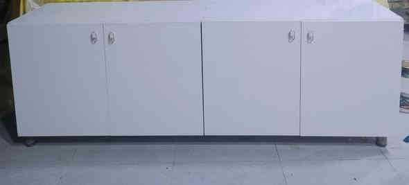 ميز كرزات عرض 7امتار مثل ما تشوف بعينك خشب انديف الاصلي مسوي توني ب10اوراق ابيع ب800
للاستفسار الاتصال على الرقم ***********
