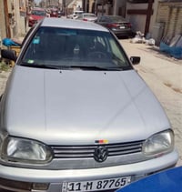 كولف موديل1994 مكينه2000 صدر جديد تخم تاير جديد السياره بيها نواقص بسي...