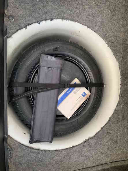 سلام عليكم بيجو أكد موديل ٢٠١٦ سياره جديده ماشيه ٩٥ سبير منازل مكفوله منل صبغ وتبديل ولخياس صدر امامي خلفي جديد مكينه لاتنقيص ولاتبخير سياره بالحقيقه احله منل صور 
السعر ٦٥ وبيه مجال العنوان بغداد البياع 
***********
