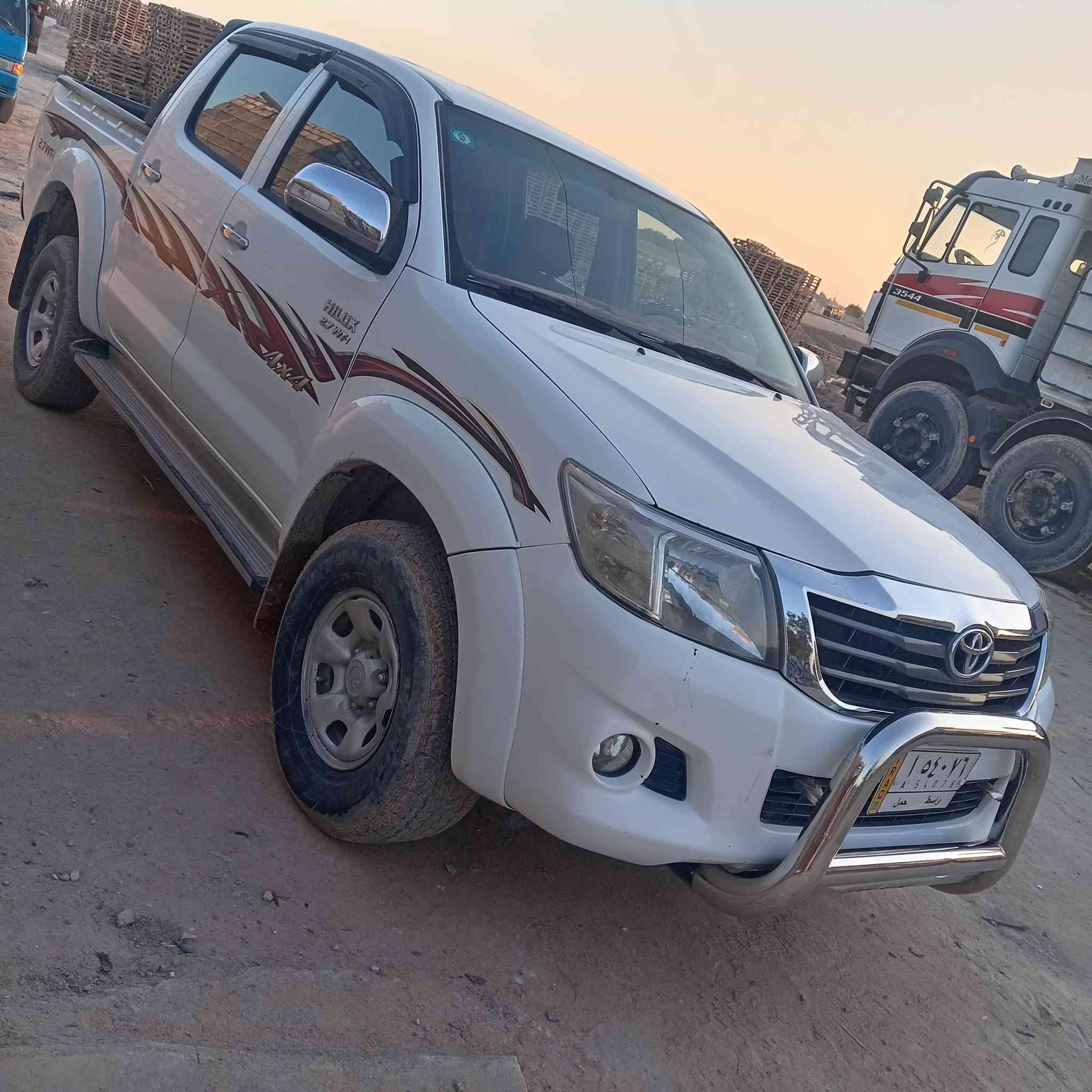 السلام عليكم للبيع فورويل مديل 2014كير تماتيك مداور ثاني يوم رقم كليزي مكينه جديد  المكن نجف الاستفسار رقم الهاتف ***********
