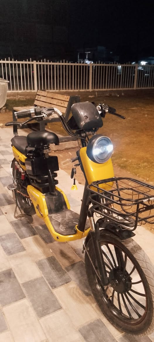 سلام عليكم البيع بايسكل شحن نضيف سرعته66 حقيقيه 100 رابع نمر بي الون اصفر رابع بطاريات معايزز شي السعر200 بي مجال مكاني نجف حي ميسان رقمي7885572347


**إذا كنت صاحب هذا الإعلان وتريد حذفه لأي سبب، رجاءا أرسل رسالة إلى الدعم الفني**