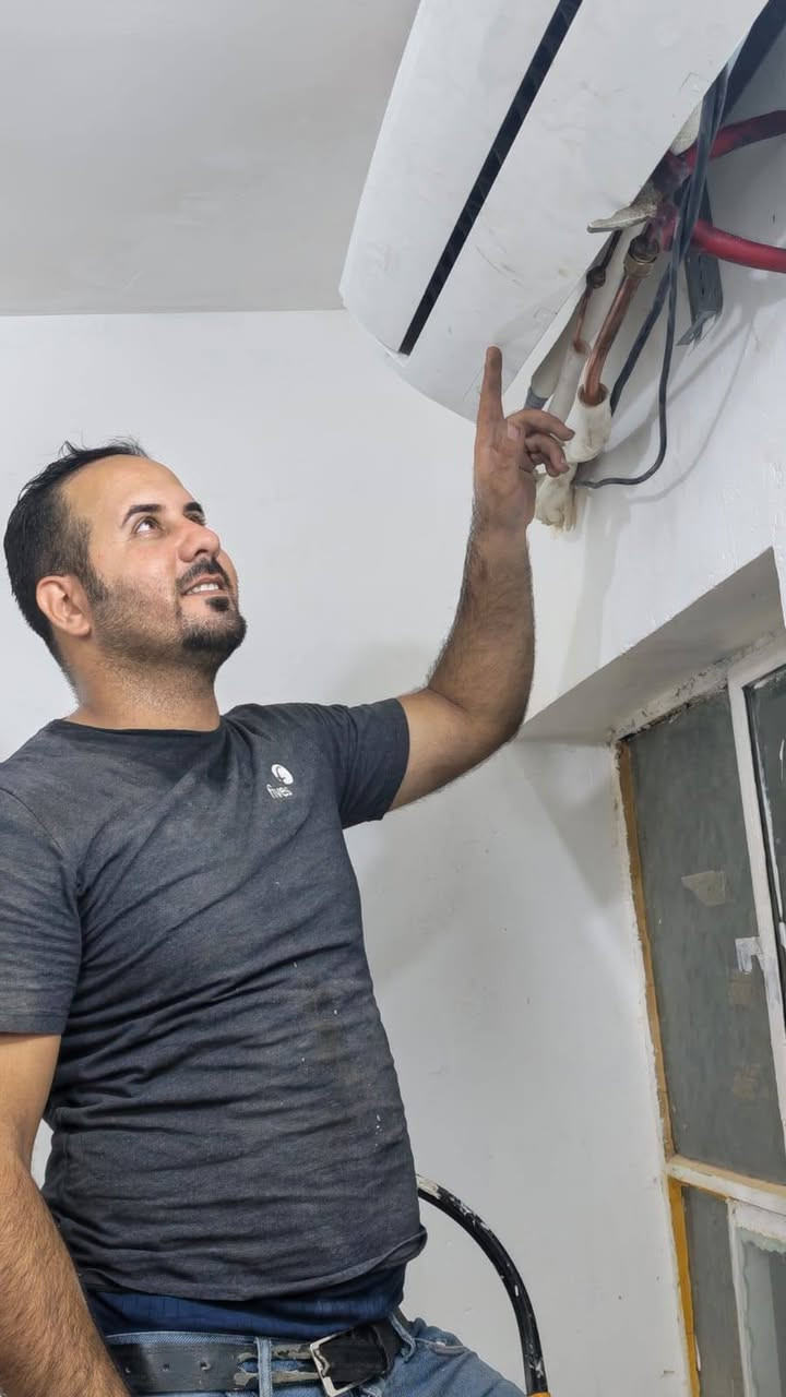 تنظيف السبالت الداخليه قطعه قطعه ارجعه وكاله وعمل فاكيوم سحب الهواء ادامه الجهاز أطول عمر يبقه عدك
